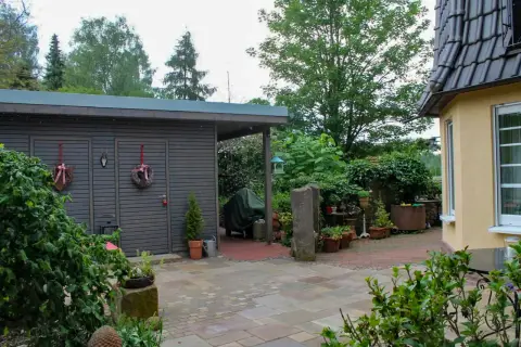 Fertiger Garten: Sitzbereich im neuen Garten